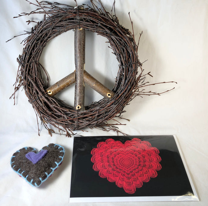 Peace & Love gift box
